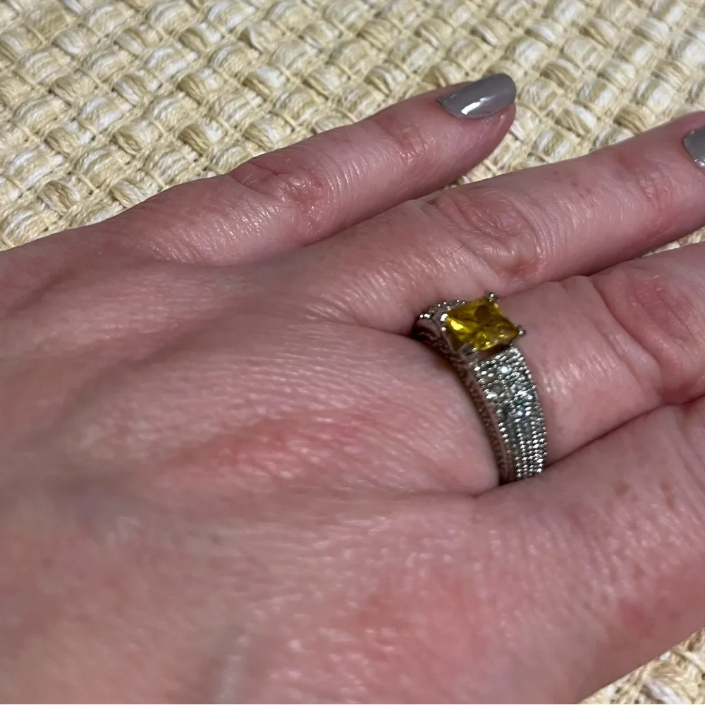 Canary yellow CZ ring size 7 - Picture 5 of 6